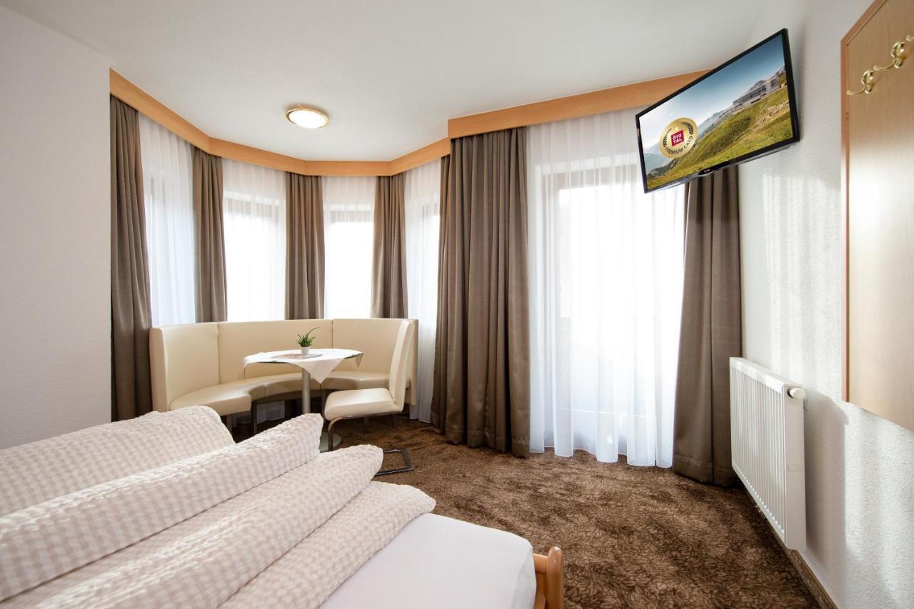 Tonis Ferienheim Apartment Сьолден Екстериор снимка